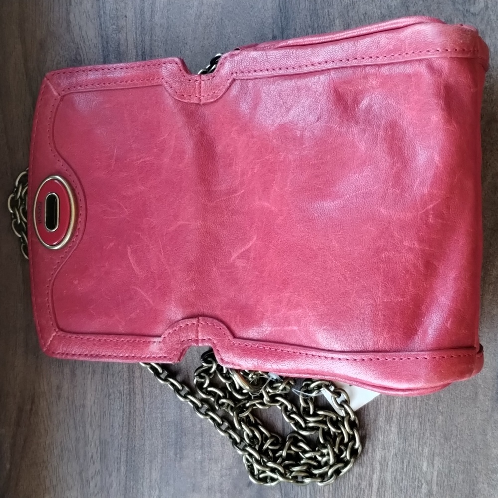 Fossil Crossbody Red Leather Bag Key FOB Keychain Purse NWT - Picture 4 of 11